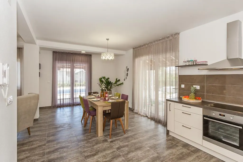 Apartment Villa Rusula Rudine  Croatia