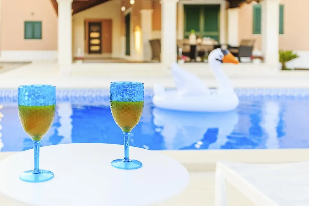 Villa Rusula Rudine  Apartment