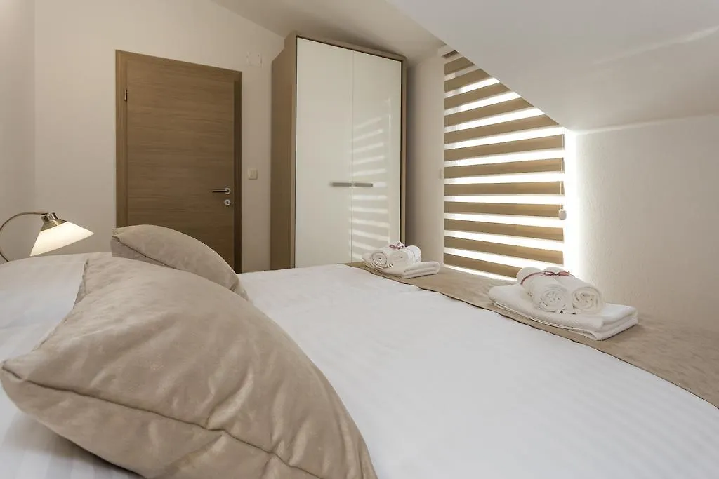 Villa Rusula Rudine  Apartment